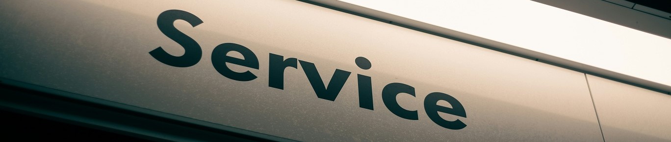 erik-mclean-service_banner-unsplash